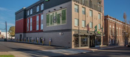 Hotel Windrow Exterior