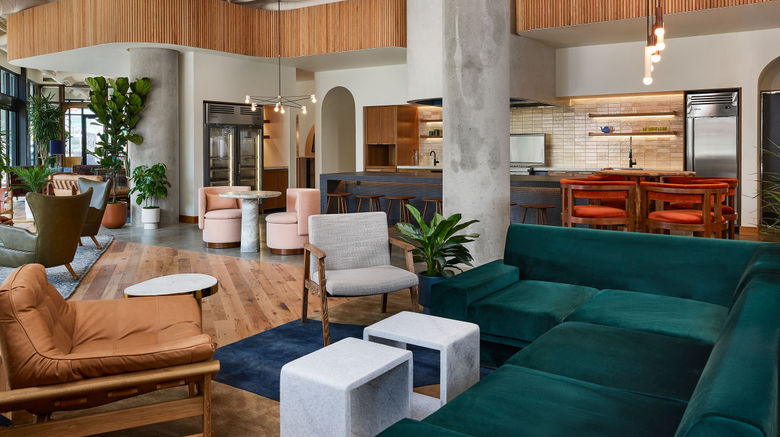 <b>Catbird Exterior</b>. Images powered by <a href="https://www.leonardoworldwide.com/" title="Leonardo Worldwide" target="_blank">Leonardo</a>.