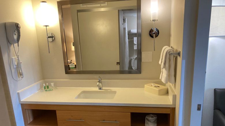<b>Red Roof PLUS+ & Suites Tampa Room</b>. Images powered by <a href="https://www.leonardoworldwide.com/" title="Leonardo Worldwide" target="_blank">Leonardo</a>.