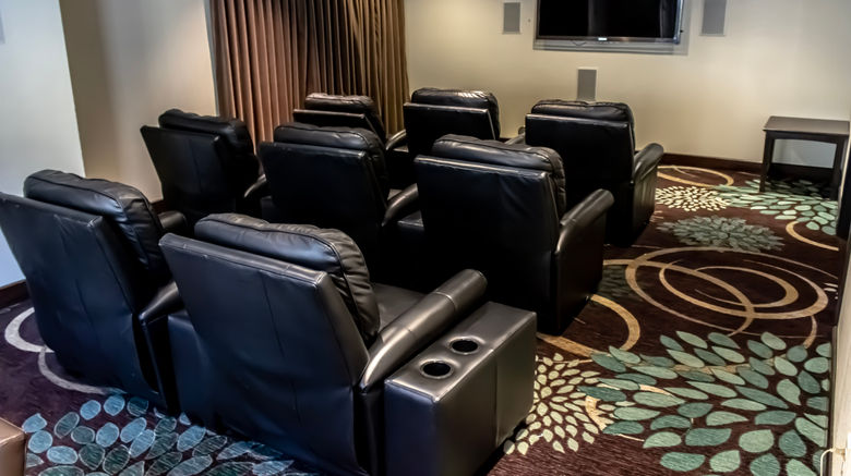 <b>Staybridge Suites Minot Lobby</b>. Images powered by <a href="https://www.leonardoworldwide.com/" title="Leonardo Worldwide" target="_blank">Leonardo</a>.