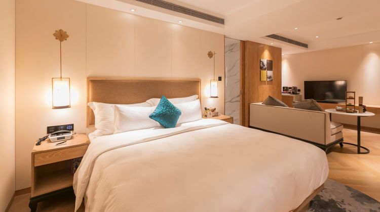 LN Hotel Five Suite