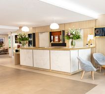 Toulouse Ponts Jumeaux Residhome Lobby