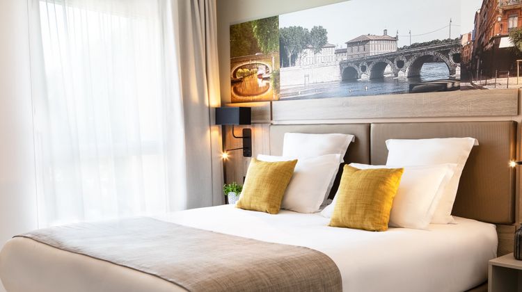 Toulouse Ponts Jumeaux Residhome Room