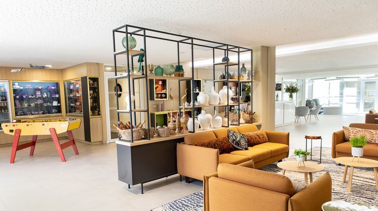 Toulouse Ponts Jumeaux Residhome Lobby