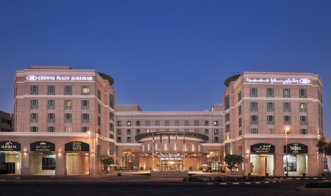 Crowne Plaza Dubai Jumeirah Exterior