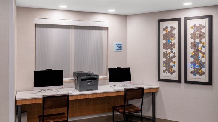 Holiday Inn Express Airport Other