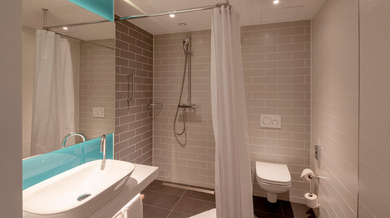 <b>Holiday Inn Express Offenbach Room</b>. Images powered by <a href="https://www.leonardoworldwide.com/" title="Leonardo Worldwide" target="_blank">Leonardo</a>.