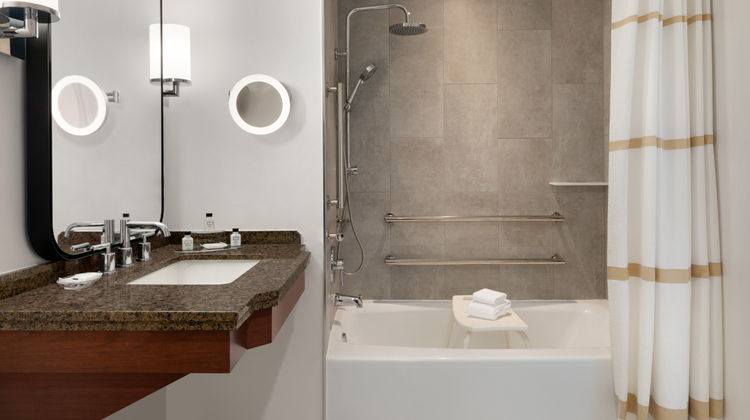 Crowne Plaza Greenbelt-Washington DC Room
