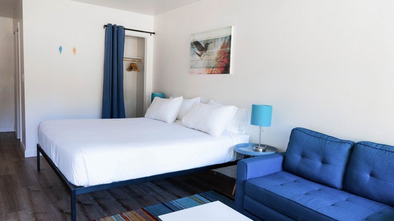 <b>Casa Secoya Room</b>. Images powered by <a href="https://www.leonardoworldwide.com/" title="Leonardo Worldwide" target="_blank">Leonardo</a>.