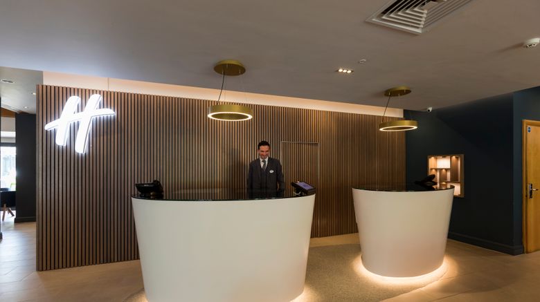 <b>Holiday Inn Cambridge Lobby</b>. Images powered by <a href="https://www.leonardoworldwide.com/" title="Leonardo Worldwide" target="_blank">Leonardo</a>.