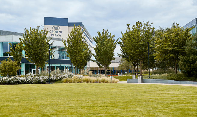 Crowne Plaza Reading Exterior