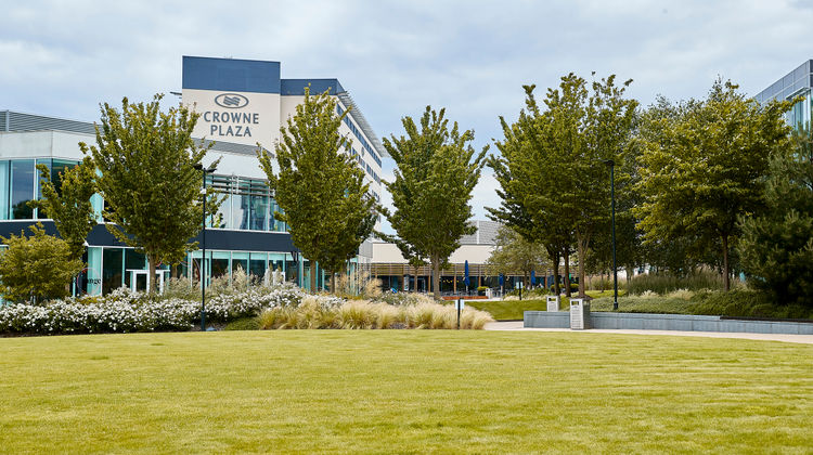 Crowne Plaza Reading Exterior