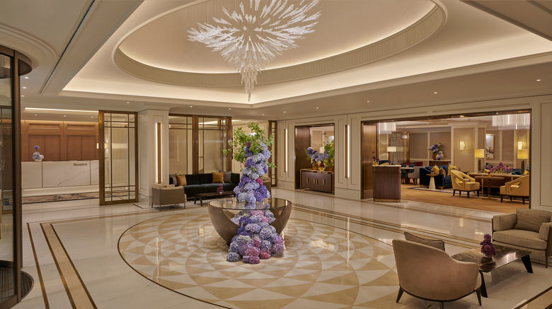 <b>Jumeirah Carlton Tower Lobby</b>. Images powered by <a href="https://www.leonardoworldwide.com/" title="Leonardo Worldwide" target="_blank">Leonardo</a>.