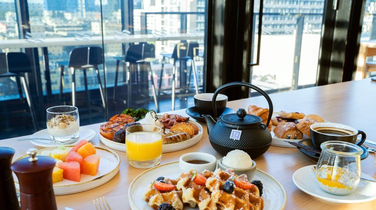 Crowne Plaza Adelaide Restaurant
