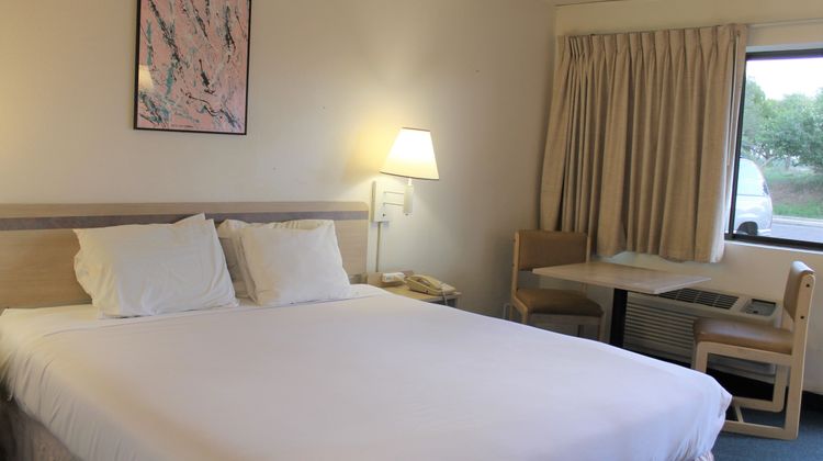 LuLu Hotel Silver City Room