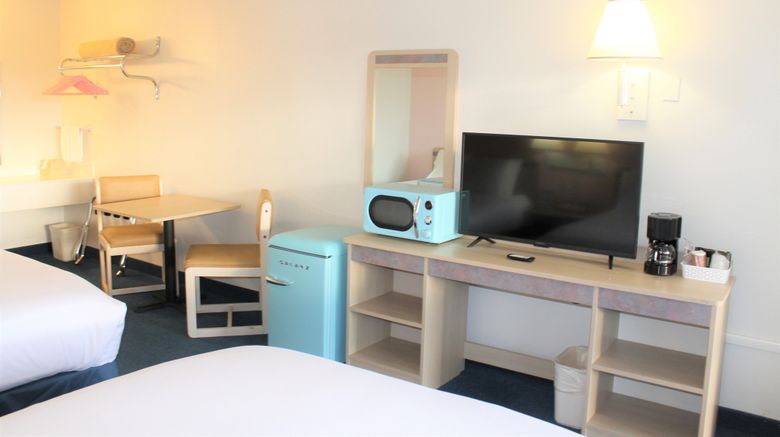<b>LuLu Hotel Silver City Room</b>. Images powered by <a href="https://www.leonardoworldwide.com/" title="Leonardo Worldwide" target="_blank">Leonardo</a>.