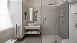 Gombithotel Room
