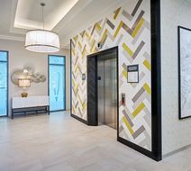 Holiday Inn & Suites Oakville @ Bronte Exterior