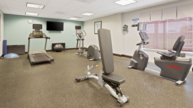 Holiday Inn Express Hotel & Suites Largo Health Club
