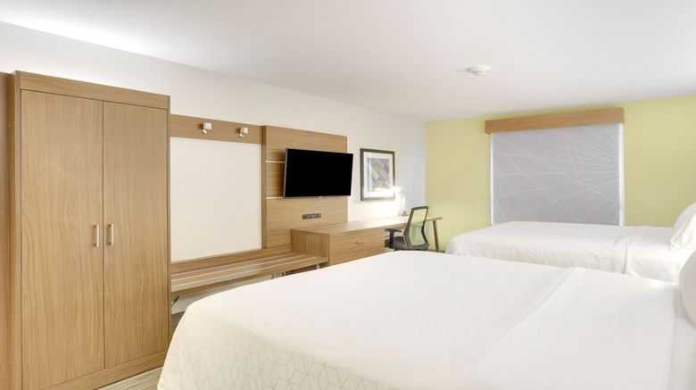 <b>Holiday Inn Express Hotel & Suites Room</b>. Images powered by <a href="https://www.leonardoworldwide.com/" title="Leonardo Worldwide" target="_blank">Leonardo</a>.