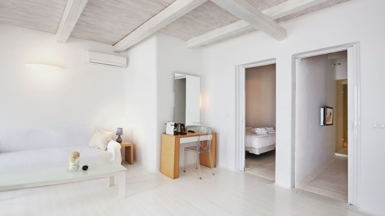 <b>Rocabella Santorini Hotel & Spa Room</b>. Images powered by <a href="https://www.leonardoworldwide.com/" title="Leonardo Worldwide" target="_blank">Leonardo</a>.