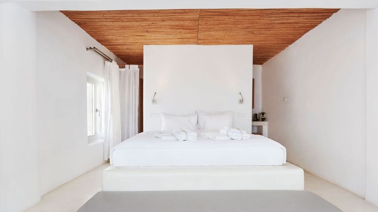 <b>Rocabella Santorini Hotel & Spa Room</b>. Images powered by <a href="https://www.leonardoworldwide.com/" title="Leonardo Worldwide" target="_blank">Leonardo</a>.
