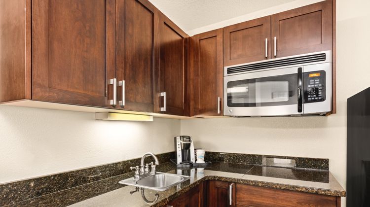 Holiday Inn Express Portland SE Room