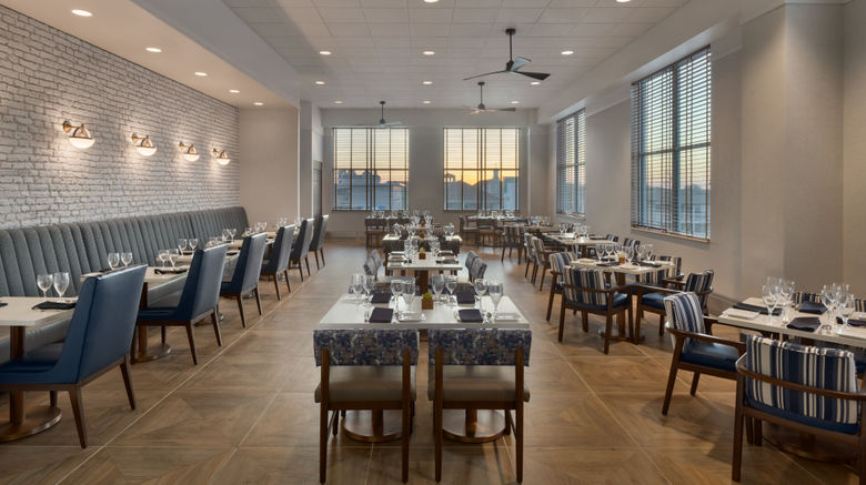 <b>Holiday Inn Hotel & Suites Restaurant</b>. Images powered by <a href="https://www.leonardoworldwide.com/" title="Leonardo Worldwide" target="_blank">Leonardo</a>.
