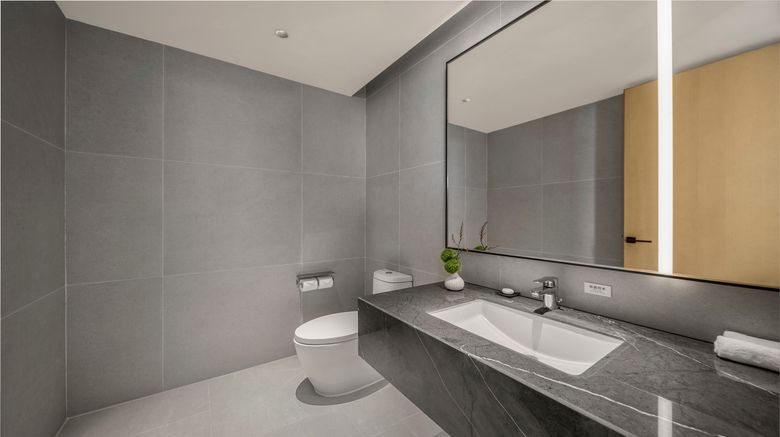 <b>Holiday Inn Qinhuangdao Haigang Room</b>. Images powered by <a href="https://www.leonardoworldwide.com/" title="Leonardo Worldwide" target="_blank">Leonardo</a>.