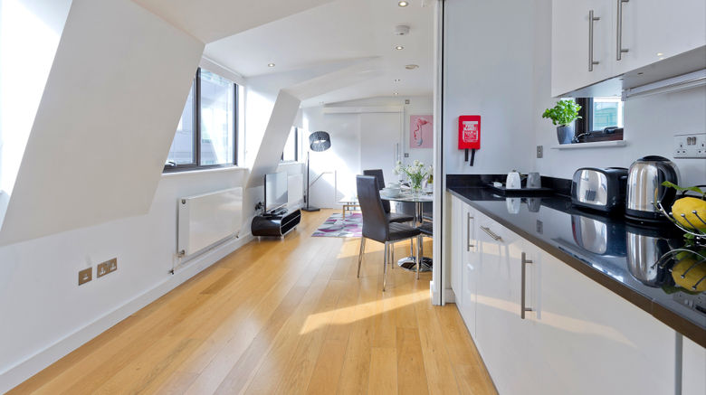 <b>Red Lion Court by City2Stay Room</b>. Images powered by <a href="https://www.leonardoworldwide.com/" title="Leonardo Worldwide" target="_blank">Leonardo</a>.