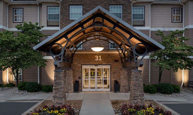 Staybridge Suites I-85 Woodruff Rd Exterior
