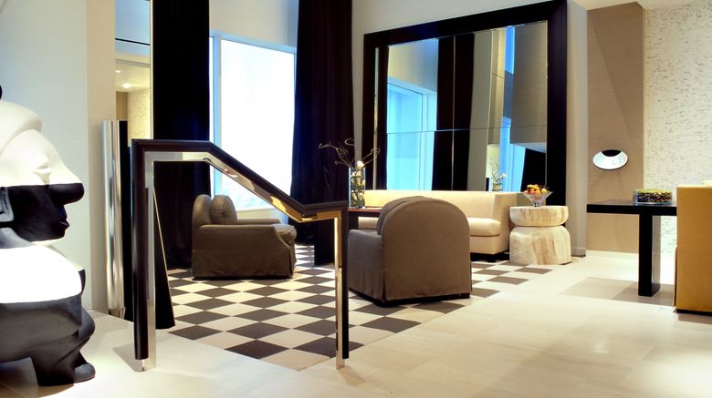 <b>MGM Grand Hotel & Casino Suite</b>. Images powered by <a href="https://www.leonardoworldwide.com/" title="Leonardo Worldwide" target="_blank">Leonardo</a>.
