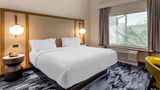 Fairfield Inn & Suites Helen Room