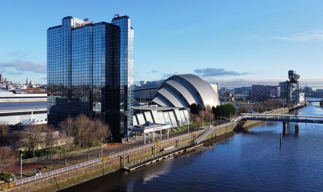 Crowne Plaza Glasgow Exterior