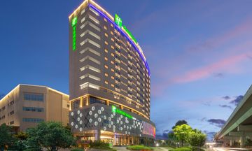 Holiday Inn Express Airport Zone