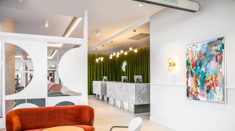 Holiday Inn Werribee Lobby