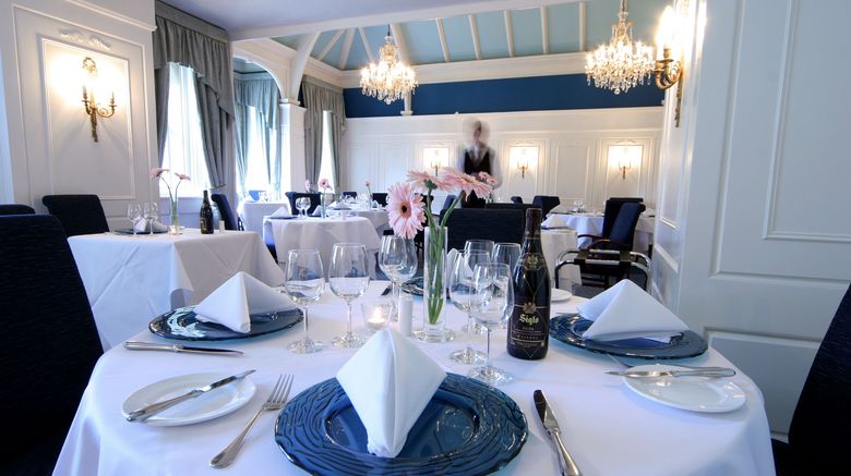 <b>Coed-Y-Mwstwr Hotel Restaurant</b>. Images powered by <a href="https://www.leonardoworldwide.com/" title="Leonardo Worldwide" target="_blank">Leonardo</a>.