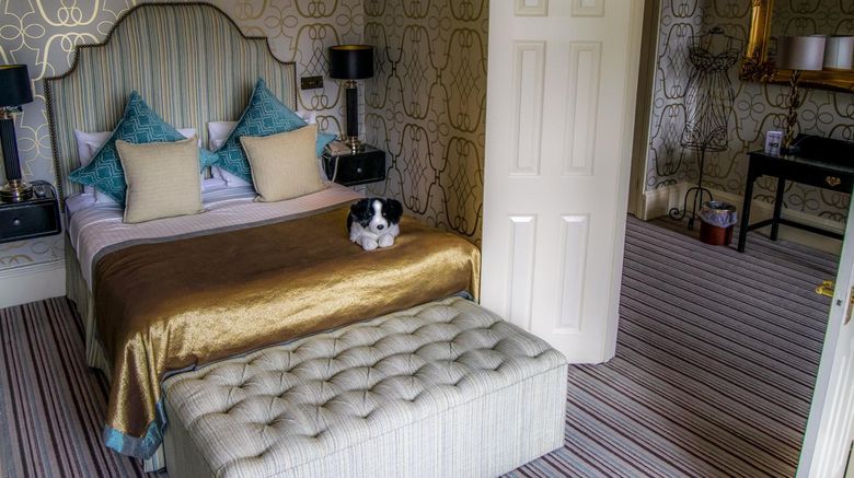 <b>Coed-Y-Mwstwr Hotel Suite</b>. Images powered by <a href="https://www.leonardoworldwide.com/" title="Leonardo Worldwide" target="_blank">Leonardo</a>.