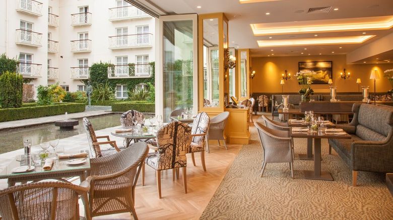 <b>Merrion Hotel Restaurant</b>. Images powered by <a href="https://www.leonardoworldwide.com/" title="Leonardo Worldwide" target="_blank">Leonardo</a>.