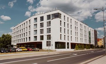 Arche Hotel Pila