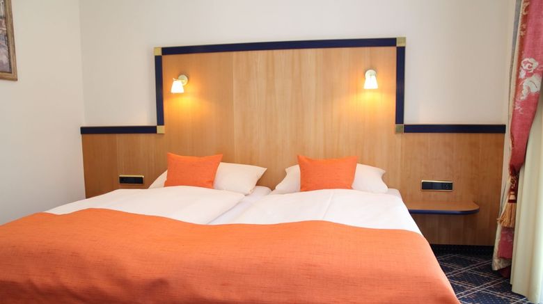 <b>Hotel Zur Post Room</b>. Images powered by <a href="https://www.leonardoworldwide.com/" title="Leonardo Worldwide" target="_blank">Leonardo</a>.