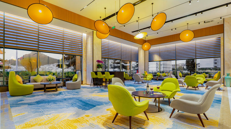 <b>Holiday Inn One Thousand Island Lake Restaurant</b>. Images powered by <a href="https://www.leonardoworldwide.com/" title="Leonardo Worldwide" target="_blank">Leonardo</a>.