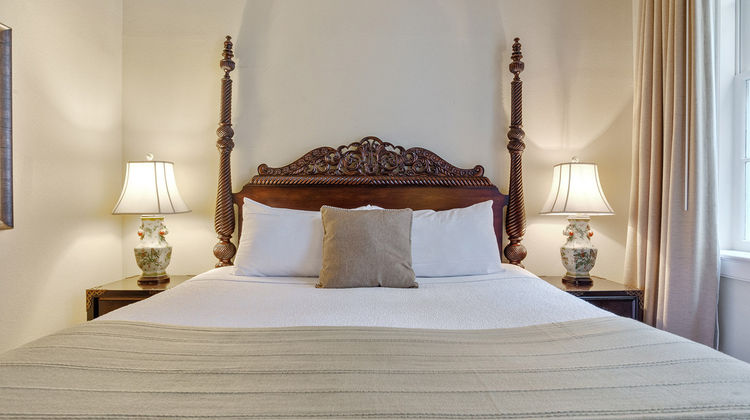 voco Saint James Hotel Room