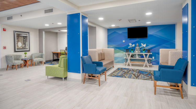 Holiday Inn Express Greenville Lobby