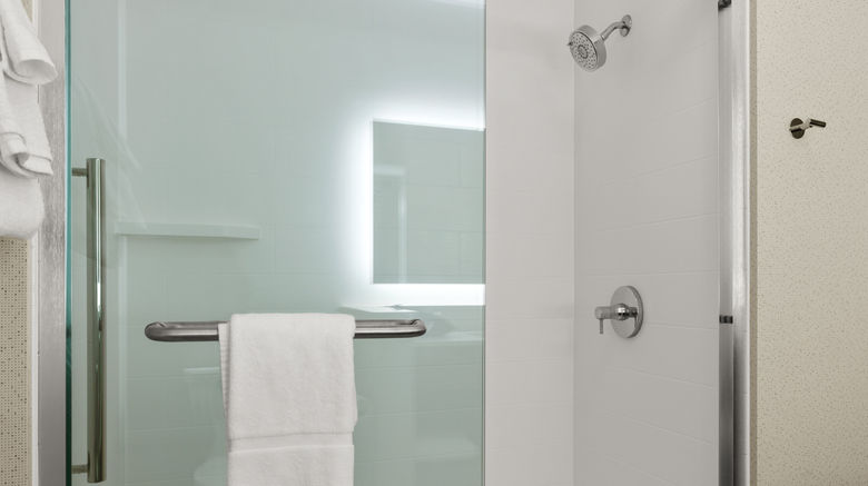 <b>Holiday Inn Express & Suites Suisun City Room</b>. Images powered by <a href="https://www.leonardoworldwide.com/" title="Leonardo Worldwide" target="_blank">Leonardo</a>.