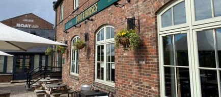 Boat and Horses Inn Exterior