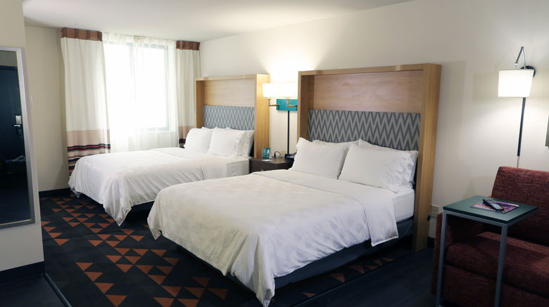 <b>Holiday Inn Champaign Room</b>. Images powered by <a href="https://www.leonardoworldwide.com/" title="Leonardo Worldwide" target="_blank">Leonardo</a>.