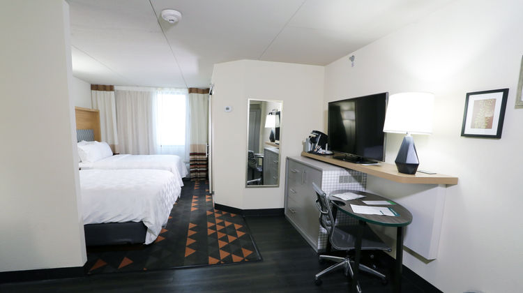 Holiday Inn Champaign Room