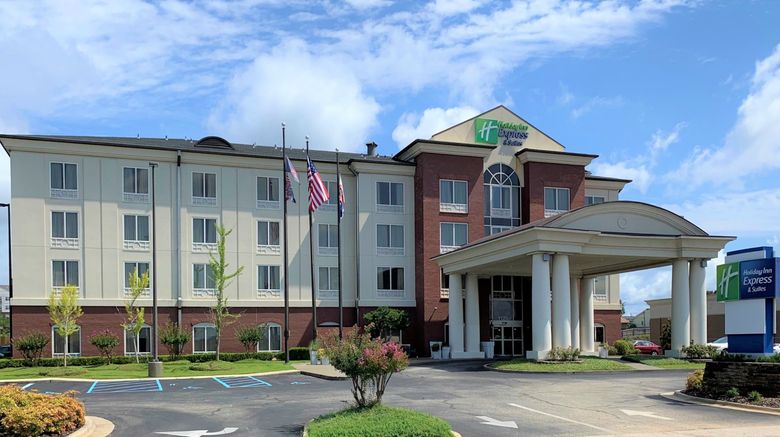 <b>Holiday Inn Express & Suites Tuscaloosa- Exterior</b>. Images powered by <a href="https://www.leonardoworldwide.com/" title="Leonardo Worldwide" target="_blank">Leonardo</a>.