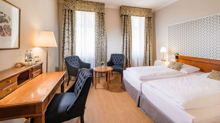 Hotel Kaiserhof Room
